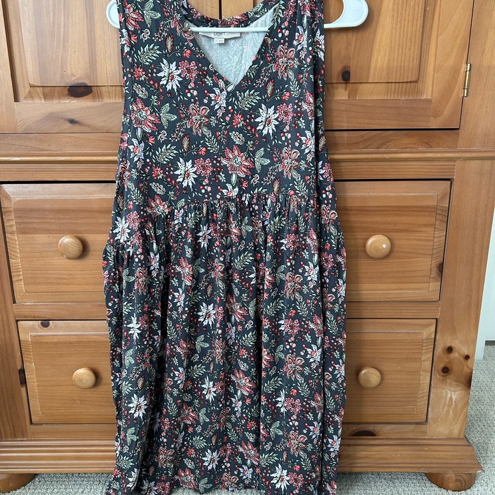LOFT Pink Floral Midi Sundress with V-Neck and Sleeveless Design